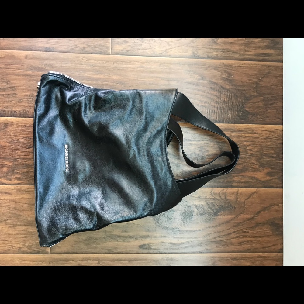 Michael Kors Devon Large Shoulder Tote Purse